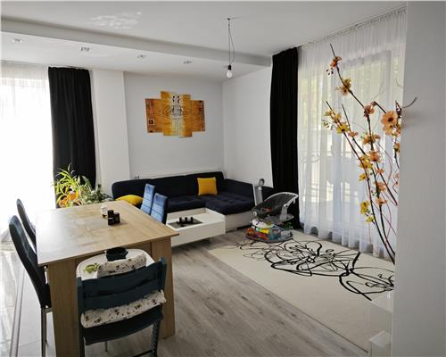 Apartament frumos cu 3 camere pe Calea Turzii,cu parcare!